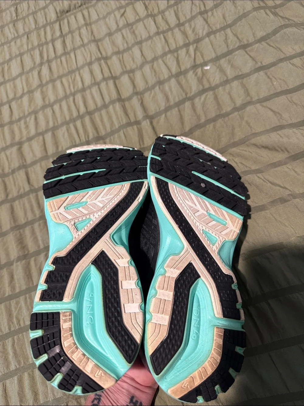 Brooks Launch 3 running shoes